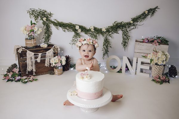 Cake smash girl photography